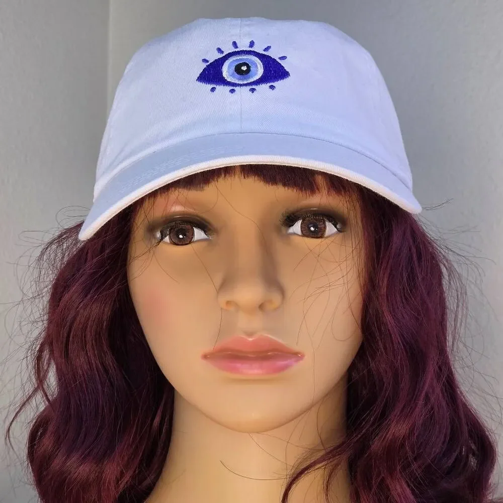 🔹️NWT David & Young White w/Blue Embroidered Evil Eye Hat One Size